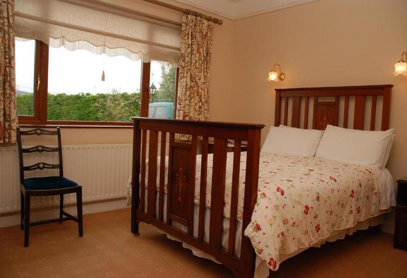 Cradog Farmhouse B&b