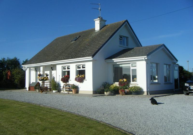 Cush Bed And Breakfast