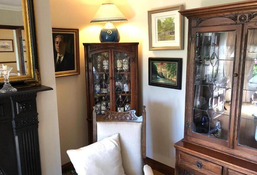 Dunaree Bed And Breakfast