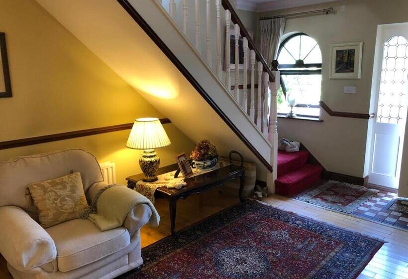 Dunaree Bed And Breakfast