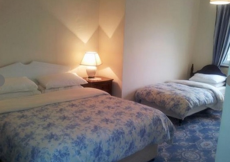 Hillview Lodge Bed And Breakfast