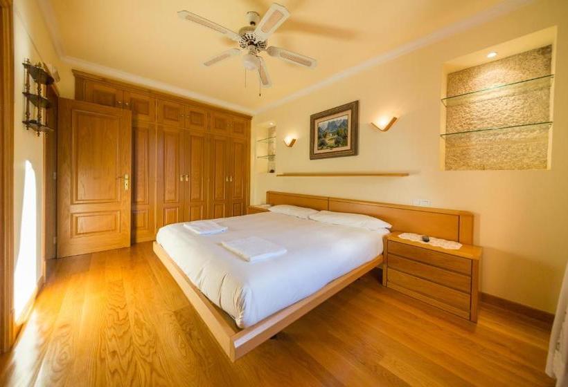 ホテル Albergue Villa San Clemente