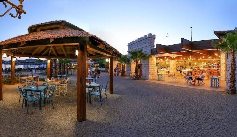 Amadria Park Beach Hotel Jure