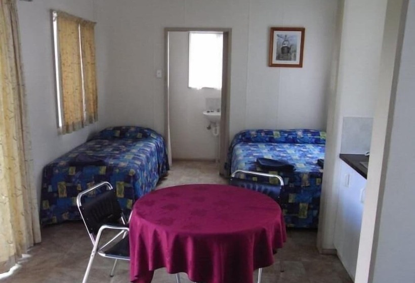 בית מלון כפרי Batchelor Holiday Park