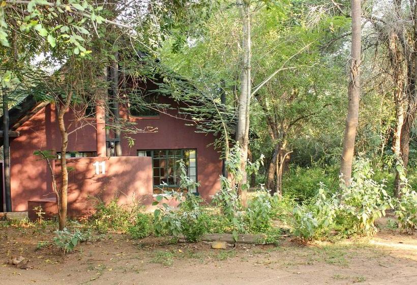 בית מלון כפרי Burchell's Bush Lodge