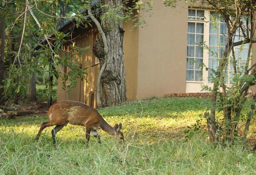 בית מלון כפרי Burchell's Bush Lodge