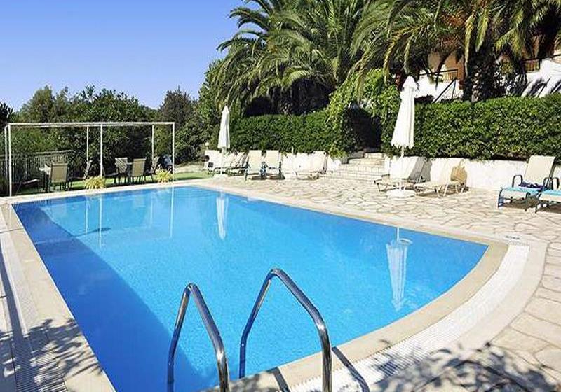 Отель Cochelli Villas