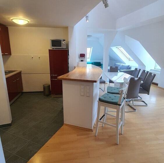 هتل Der Tannenbaum