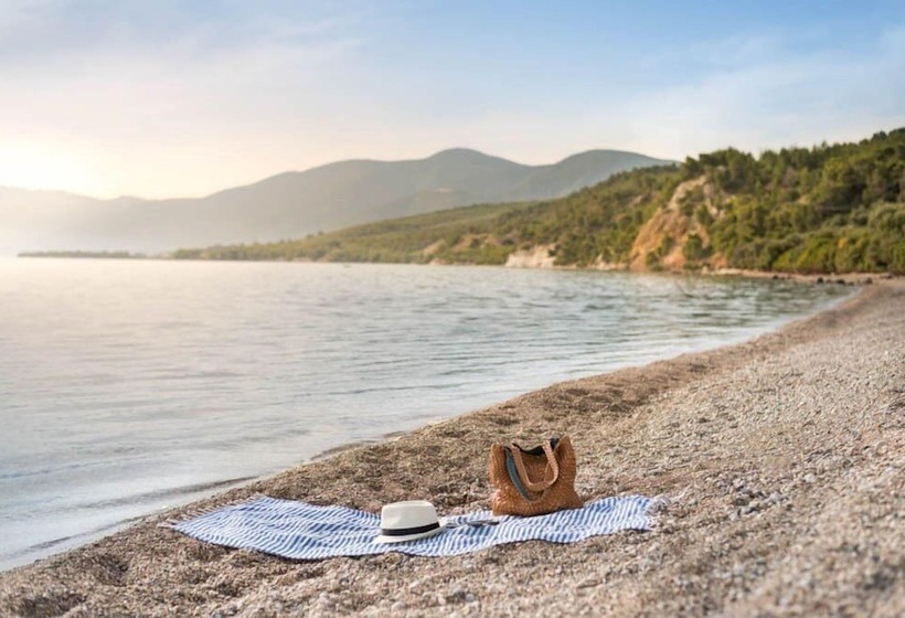 هتل Elimnion Resort