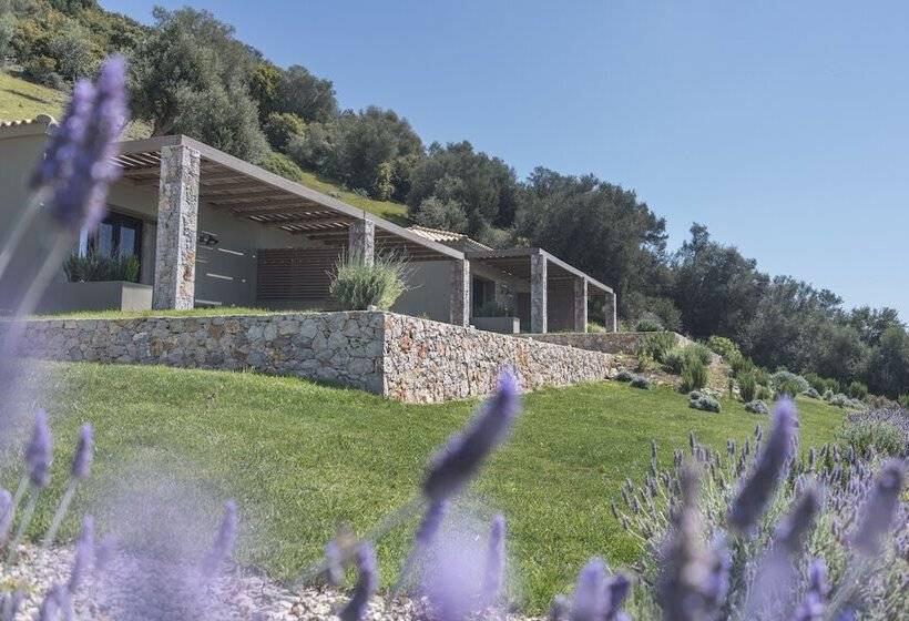 هتل Elimnion Resort