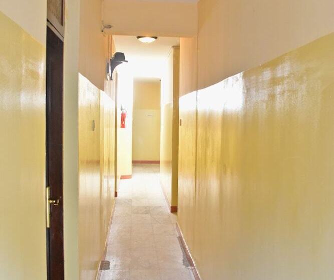 酒店 Funguni Palace