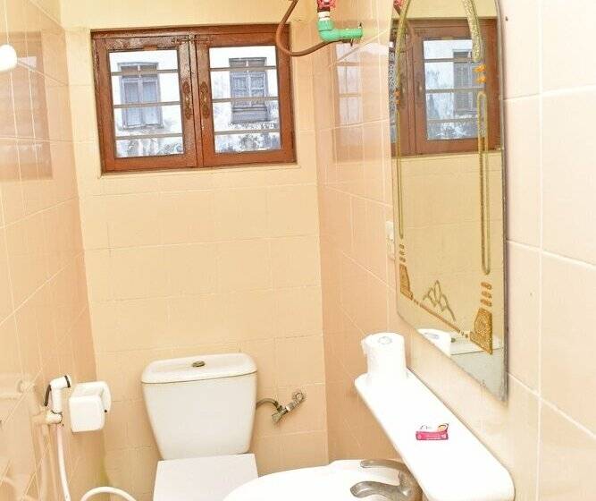 酒店 Funguni Palace