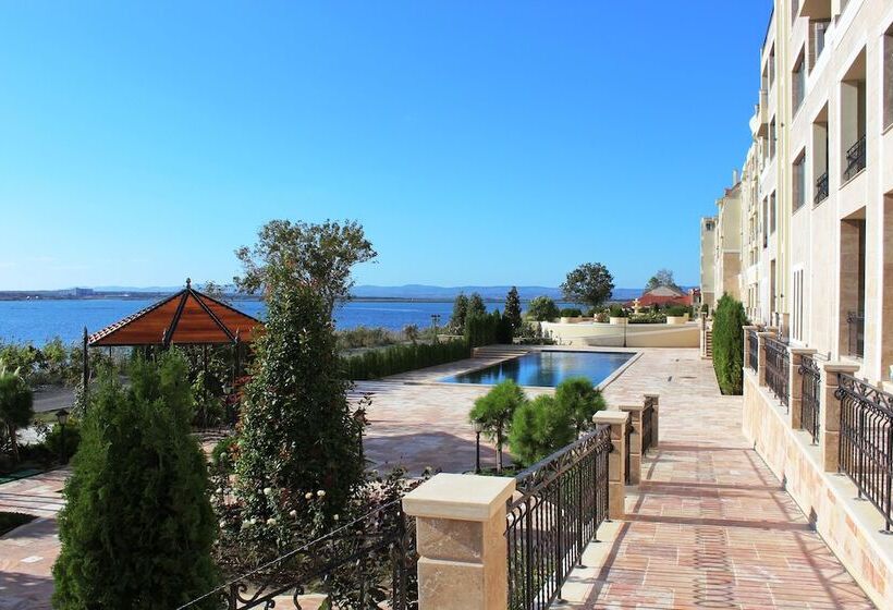 בית מלון כפרי Gardenia Beach Palace Apart