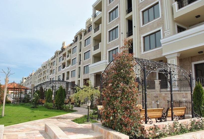 בית מלון כפרי Gardenia Beach Palace Apart