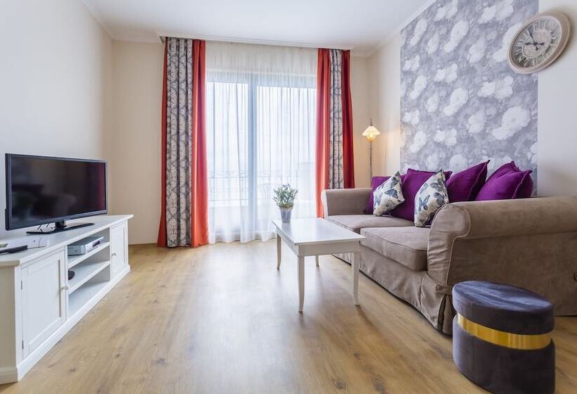 בית מלון כפרי Gardenia Beach Palace Apart