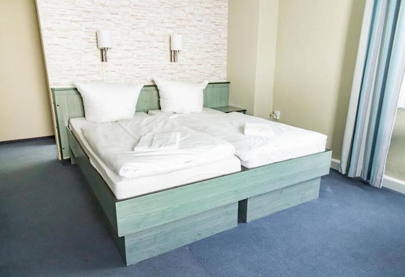 Отель Gastehaus Chorin