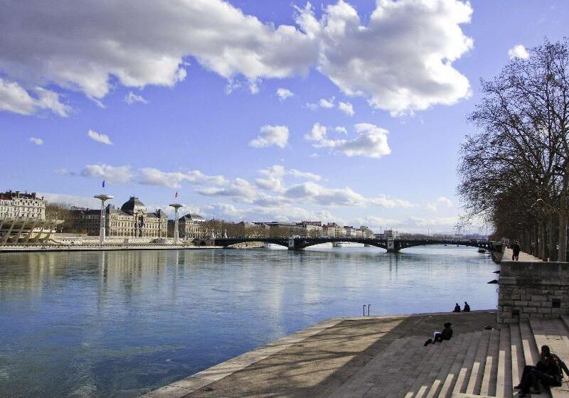 酒店 Ibis Lyon Carre De Soie