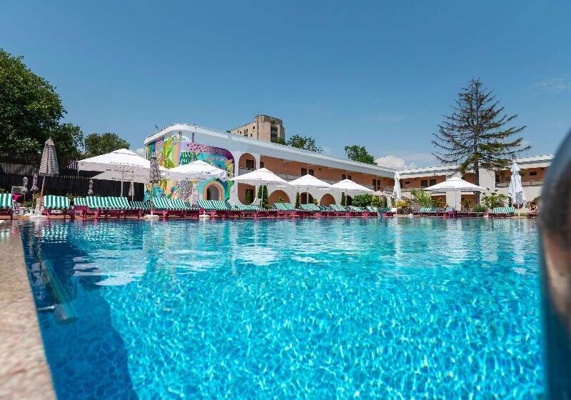 Отель Ibis Styles Venus