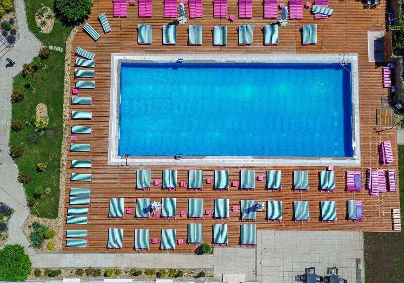 Отель Ibis Styles Venus