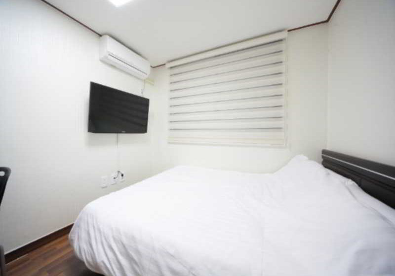 فندق Jj House Myeongdong