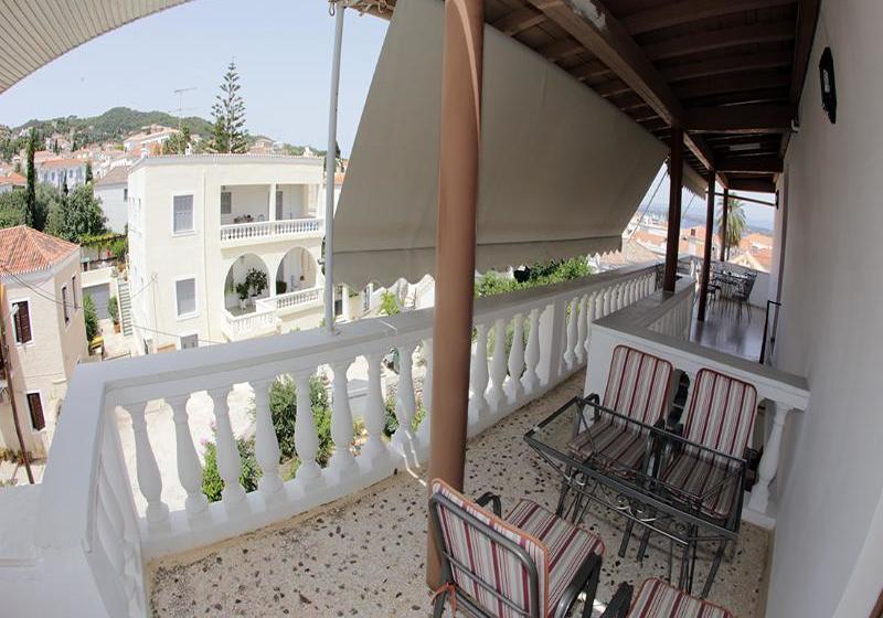 בית מלון כפרי Kamelia