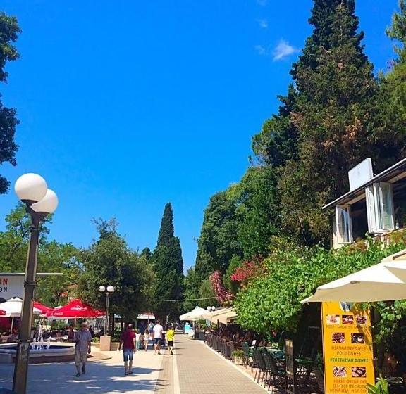 酒店 Karolina's House