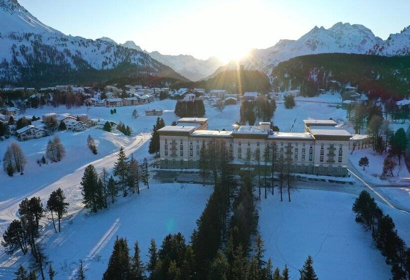 ホテル Maloja Club House