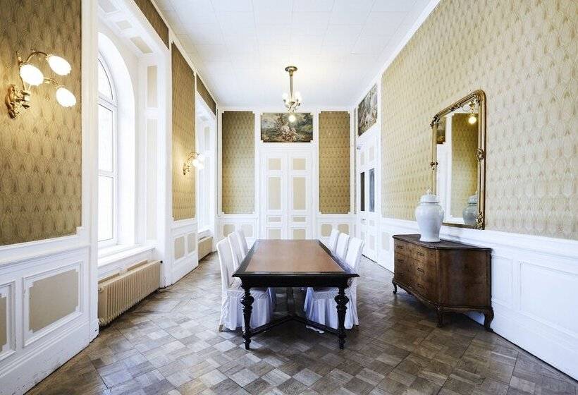 فندق Maloja Club House