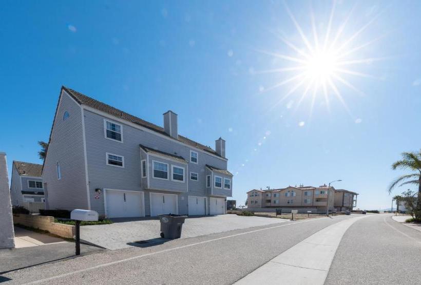 酒店 Mandalay Shores Resort