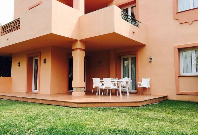 호텔 Marbella Beach Resort At Club Playa Real