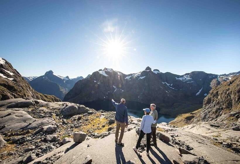 호텔 Minaret Station Alpine Lodge