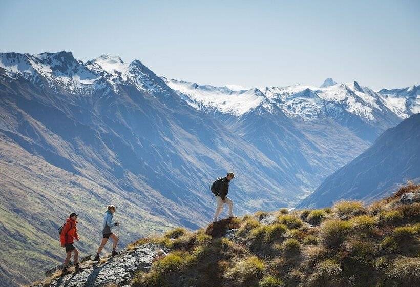 호텔 Minaret Station Alpine Lodge