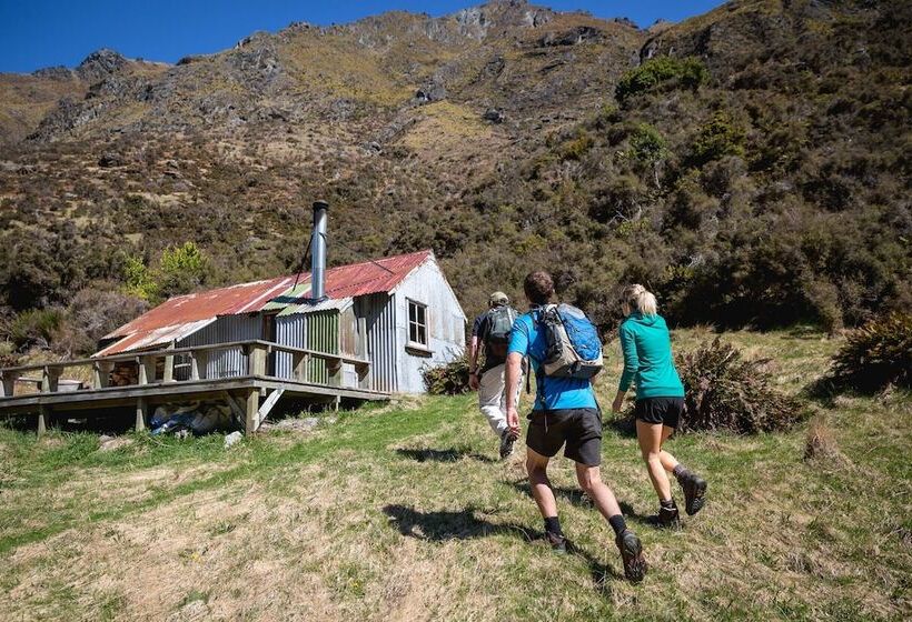 호텔 Minaret Station Alpine Lodge