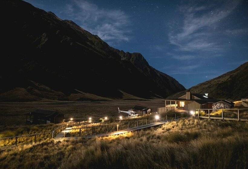 호텔 Minaret Station Alpine Lodge