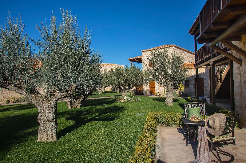 בית מלון כפרי Mystras Grand Palace Resort & Spa