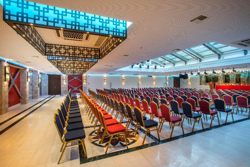 בית מלון כפרי Mystras Grand Palace Resort & Spa