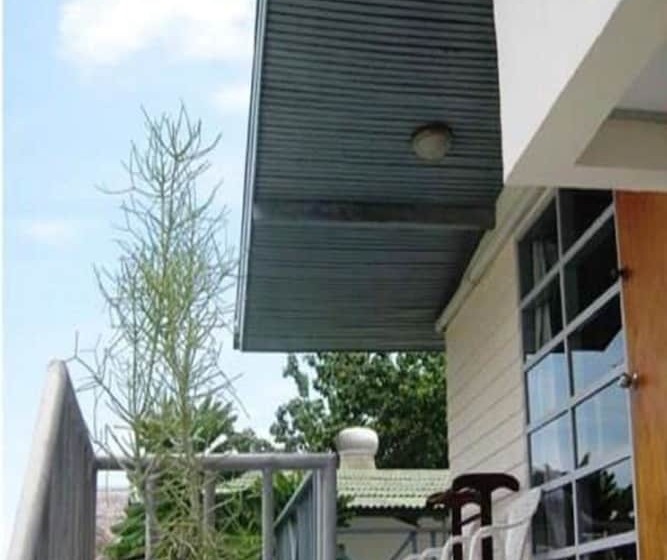 בית מלון כפרי Phi Phi Inn