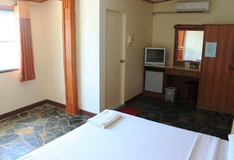 בית מלון כפרי Phi Phi Inn