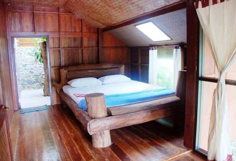 בית מלון כפרי Phi Phi Sunset Bay Resort