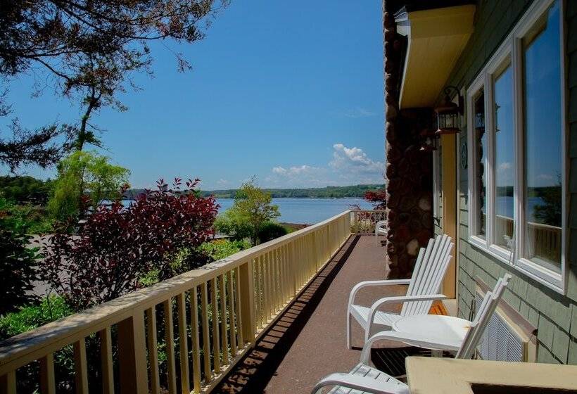 فندق Sheepscot Harbour Village Resort