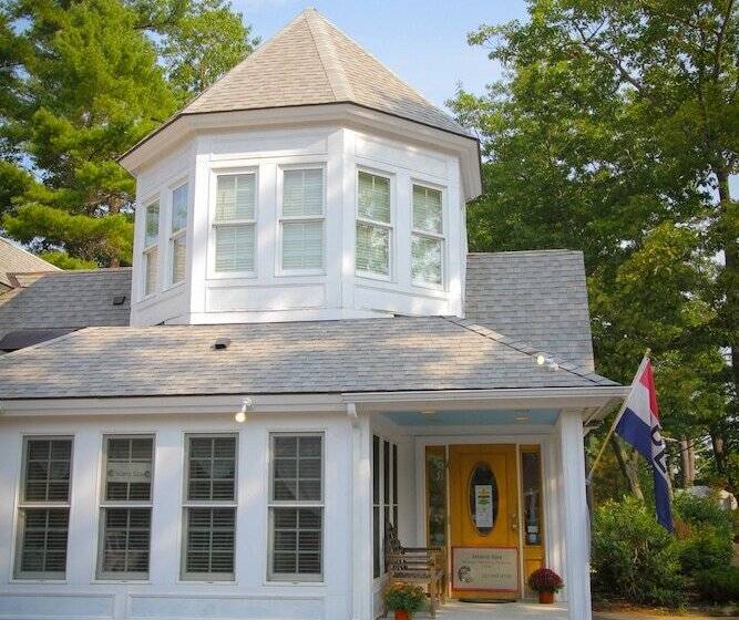 فندق Sheepscot Harbour Village Resort