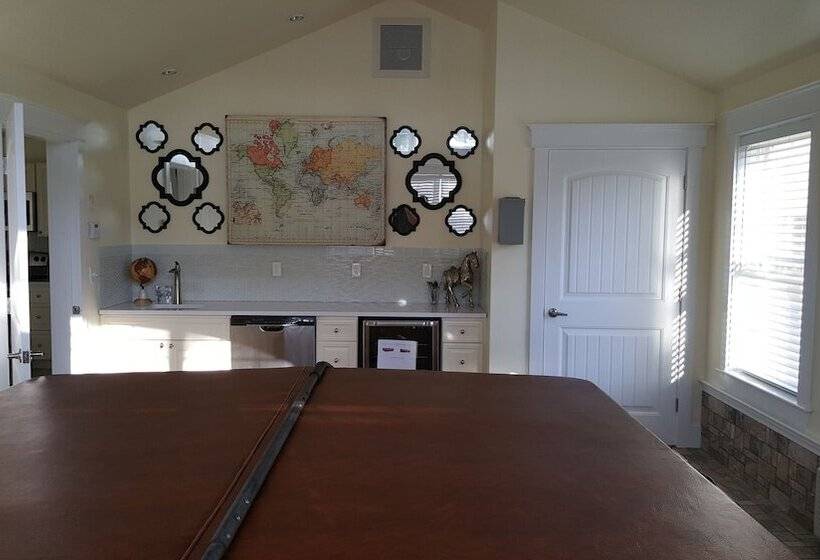 فندق Sheepscot Harbour Village Resort