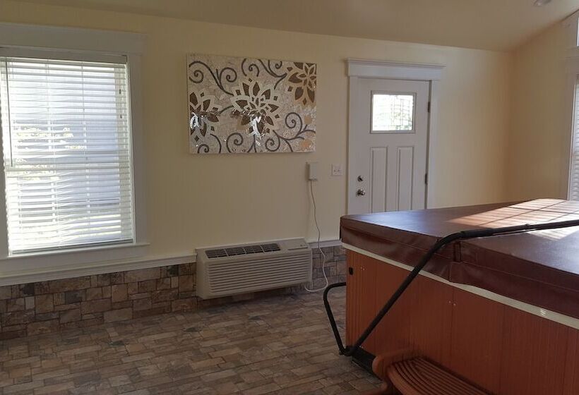 فندق Sheepscot Harbour Village Resort