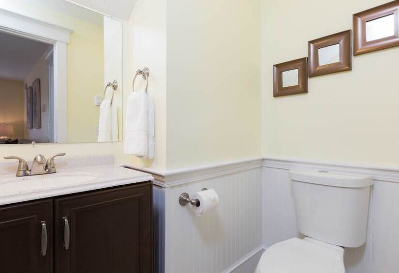 فندق Sheepscot Harbour Village Resort