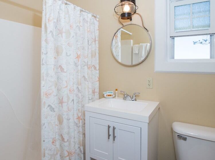 فندق Sheepscot Harbour Village Resort