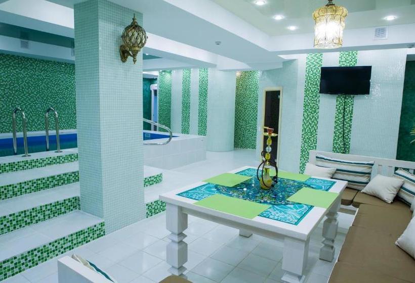 هتل Kagau On Prospect Stroiteley