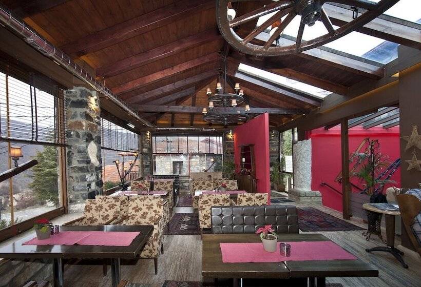 Lithos Hotel & Spa
