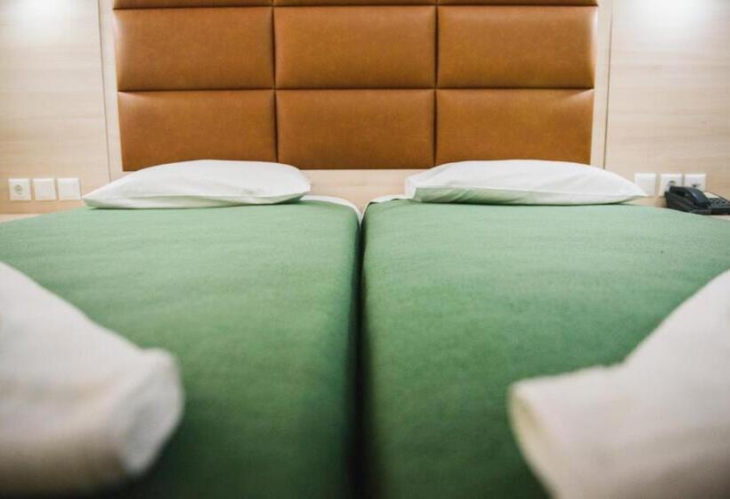 Santa Rosa Hotel & Beach