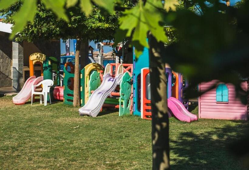 Santa Rosa Hotel & Beach