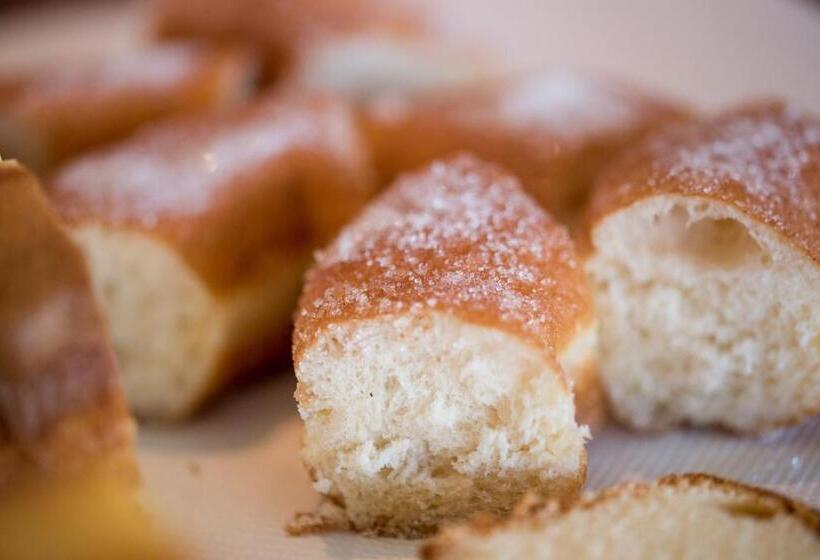 Santa Rosa Hotel & Beach